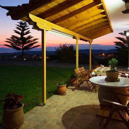 Laconia Domus - וילה