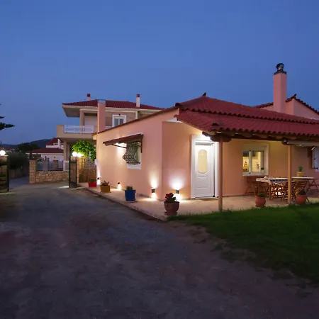 Laconia Domus - Pappadhiánika